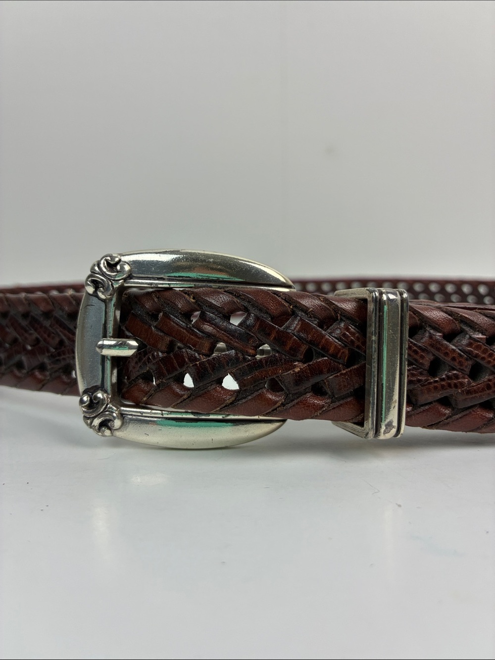 Fossil Vintage Women’s Classic Brown Woven Leather Belt Western Size Medium - Picture 3 of 7